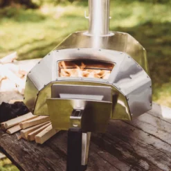 Ooni Eiken Stammetjes 8kg 8 Ooni Eiken Stammetjes 8kg -Grill Gear Pro Verkoop ooni eiken stammetjes 8kg 2